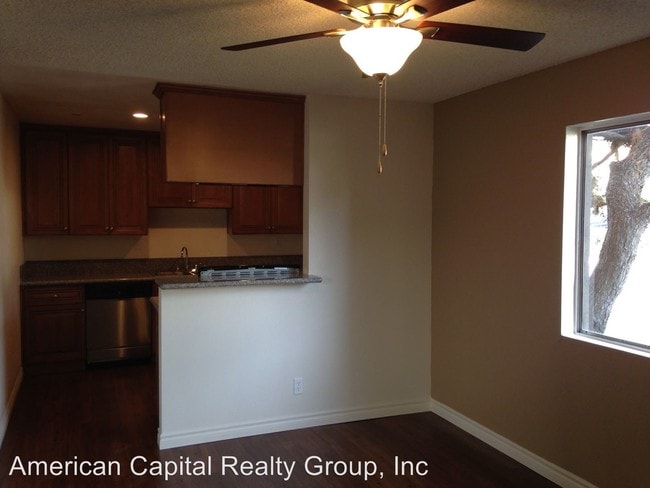 Foto del edificio - 12024 Bellflower Blvd