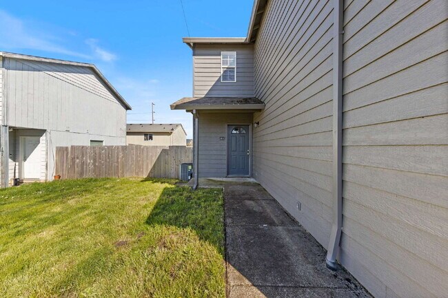 Foto del edificio - Newly Remodeled 3 bedroom Home