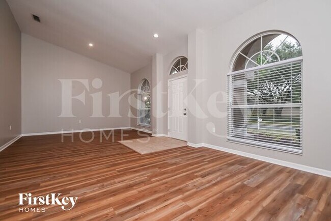 Foto del edificio - 4527 Gentrice Dr