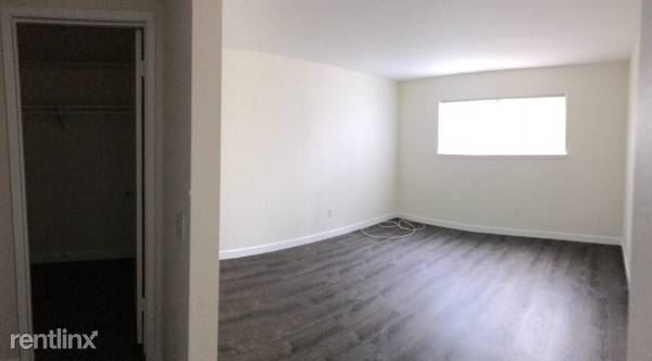 Foto del edificio - 134 E Palmdale Ave