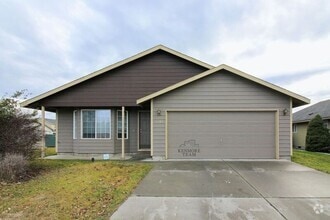 Building Photo - 8204 Langara Dr