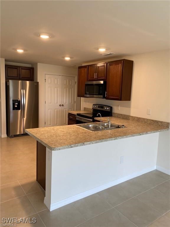Foto del edificio - 2213 NE 33rd St