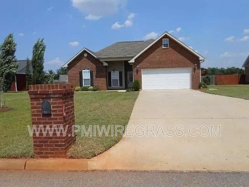 Foto principal - 314 Hannah Rd