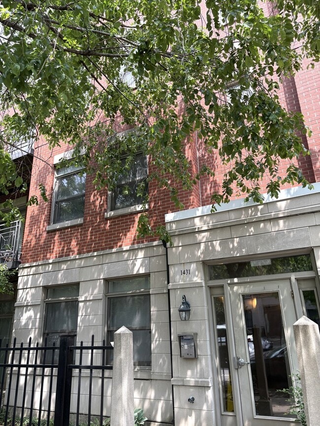 Building Photo - 1431 S Halsted St