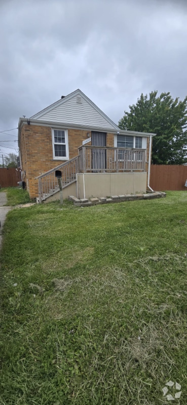Building Photo - 12492 Toepfer Rd
