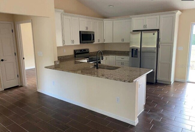 Foto del edificio - 15749 SW 55th Avenue Rd