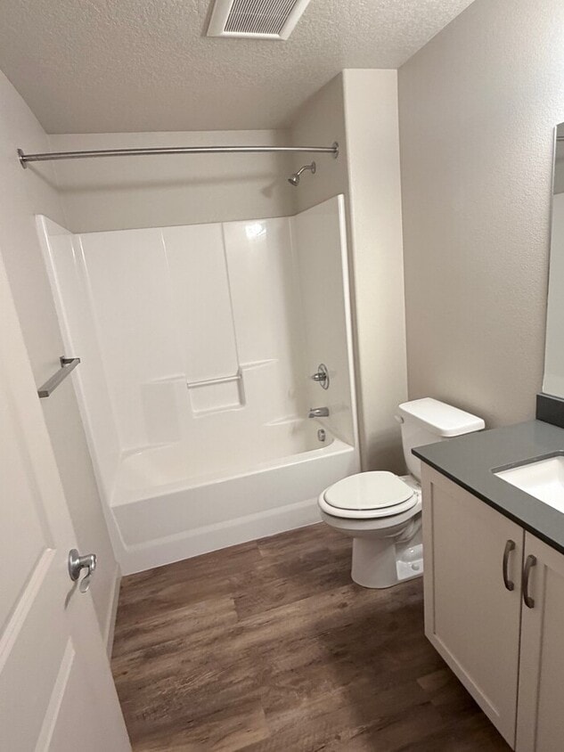 Building Photo - 13040 SW Dickson St