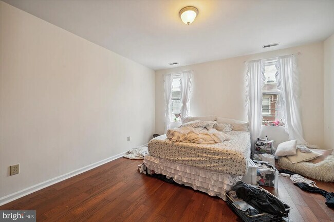 Foto del edificio - 1521 Fontain St