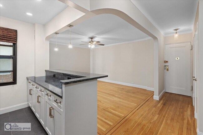 Foto del edificio - 98 Park Terrace E