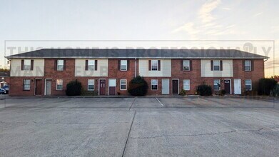 Building Photo - 284 Raleigh Dr