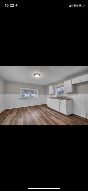 Building Photo - 9535 Longwood Ave