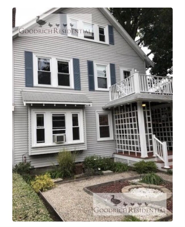 Apartment front - 175 Warren St