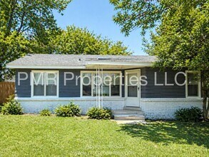 Building Photo - 6310 NW Elm Ave