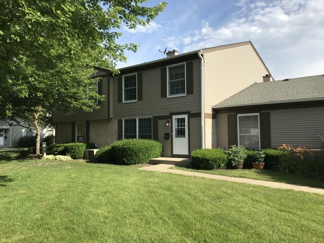 Primary Photo - 1124 Bunker Hill Ct