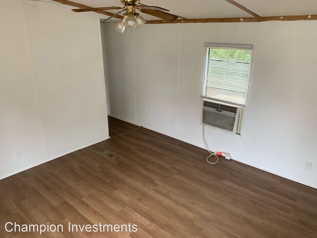 Foto del edificio - 3 br, 2 bath House - 215 Ridgeway Drive