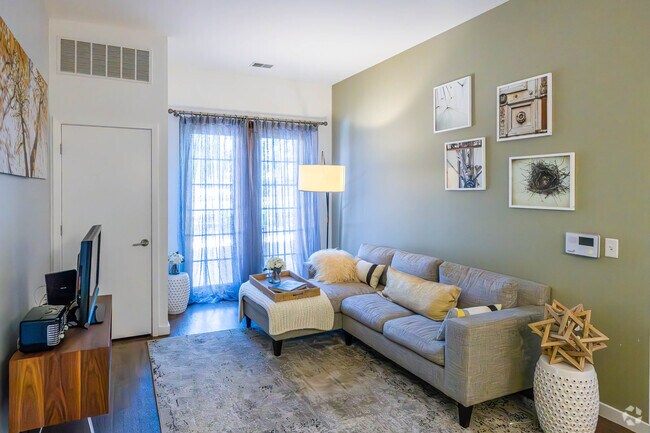 2 habitaciones, 2 baños - 939 pies cuadrados - Sala de estar - Third & Valley