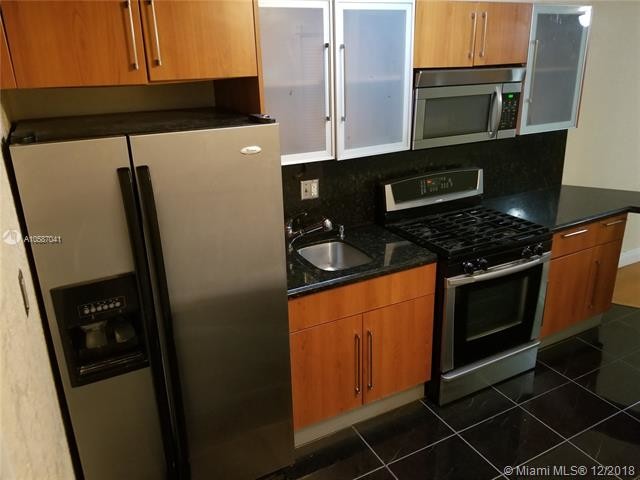 Foto del edificio - 1300 W 47th Pl