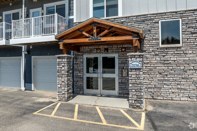 Entrance - Park Plaza Apartments