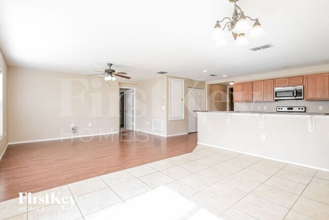 Building Photo - 4420 Starlight Pointe Dr