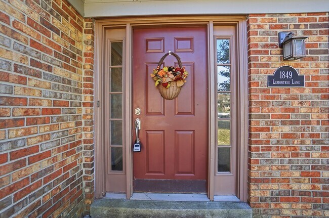 Foto del edificio - 1849 Lemontree Ln