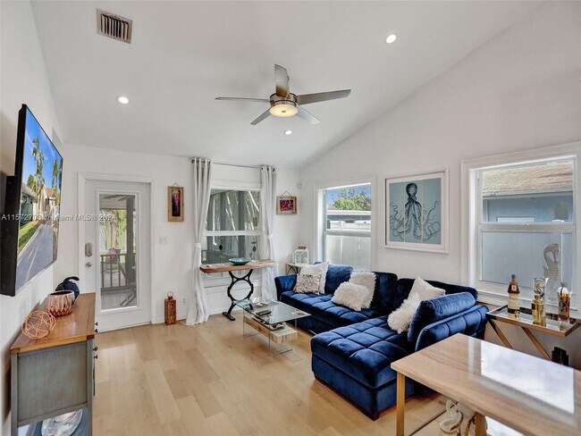 Foto del edificio - 1204 NE 3rd Avenue 1204, Fort Lauderdale, ...