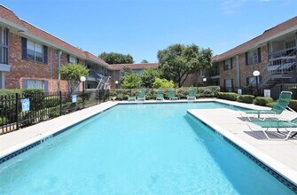 Building Photo - 2250 Bering Dr