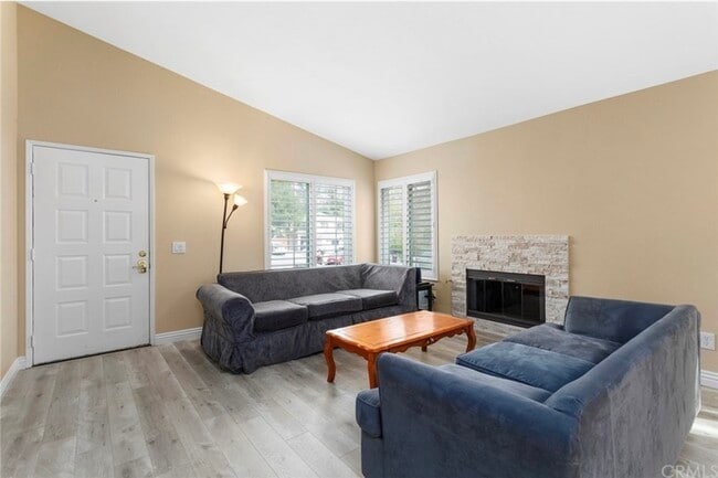 Building Photo - 22931 Springdale Dr