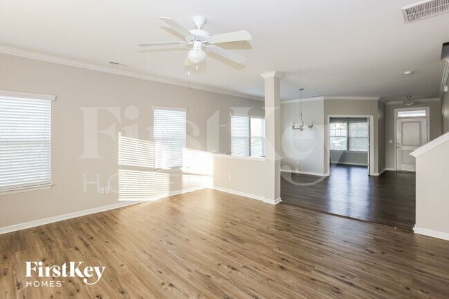 Foto del edificio - 4423 Huntley Glen Dr