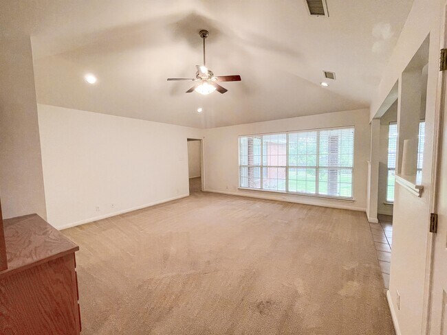 Building Photo - 1237 Cherry Hill