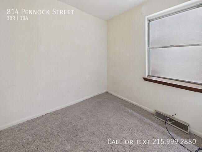 Building Photo - 814 Pennock St