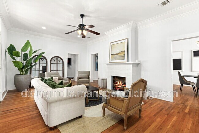 Foto del edificio - 110 E Craig Pl