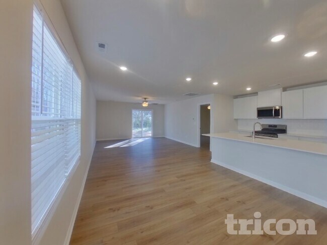 Foto del edificio - 139 Clairvale Ct