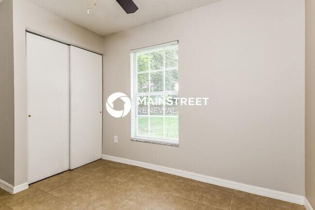 Building Photo - 5649 Beaverbrook St