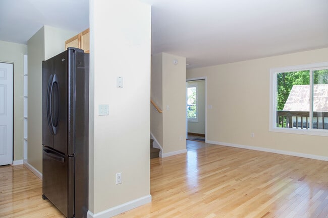 Building Photo - 37 Decatur St