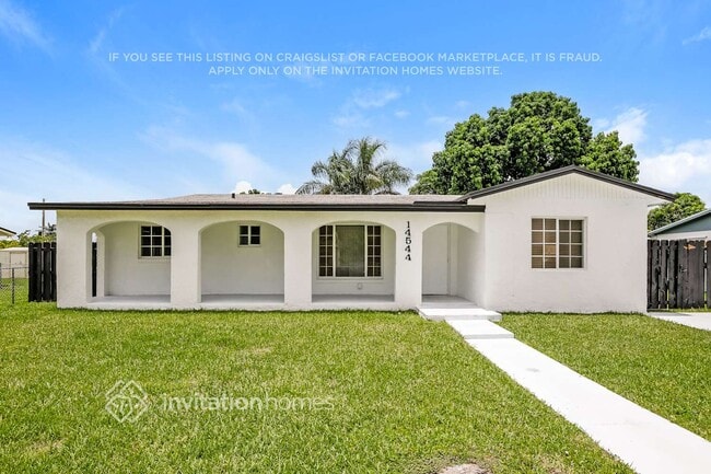 Building Photo - 14544 SW 105th Ct