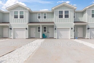 Building Photo - 5724 Sandy Walk St
