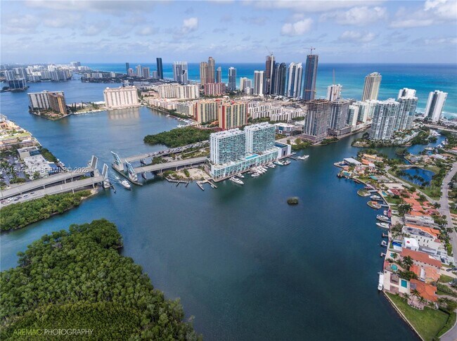Foto del edificio - 400 Sunny Isles Blvd
