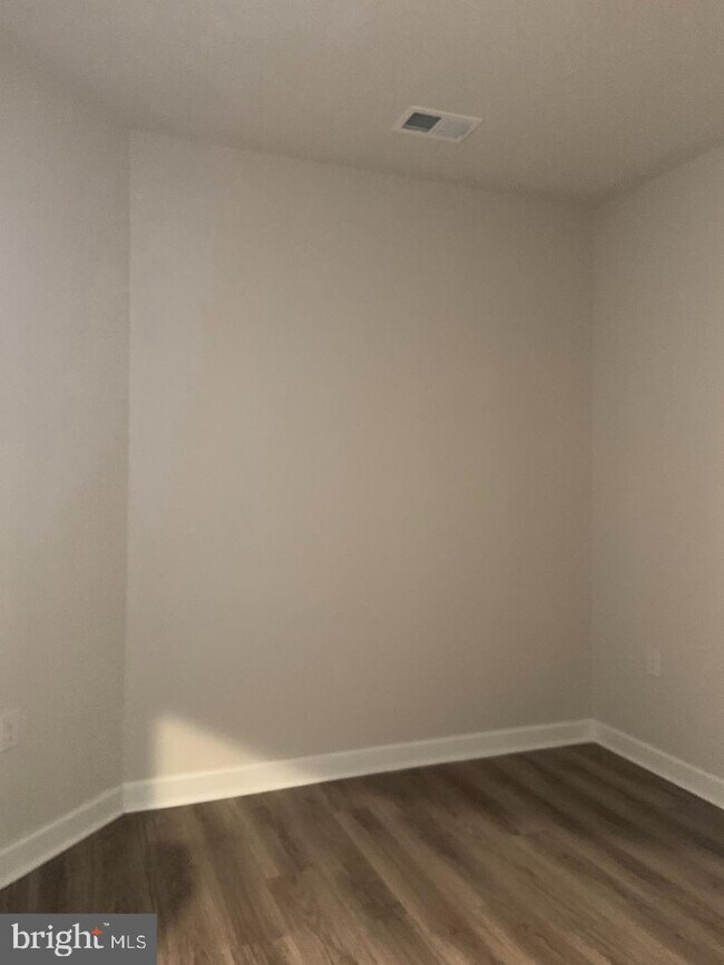 Foto del edificio - 3925 Fair Ridge Dr