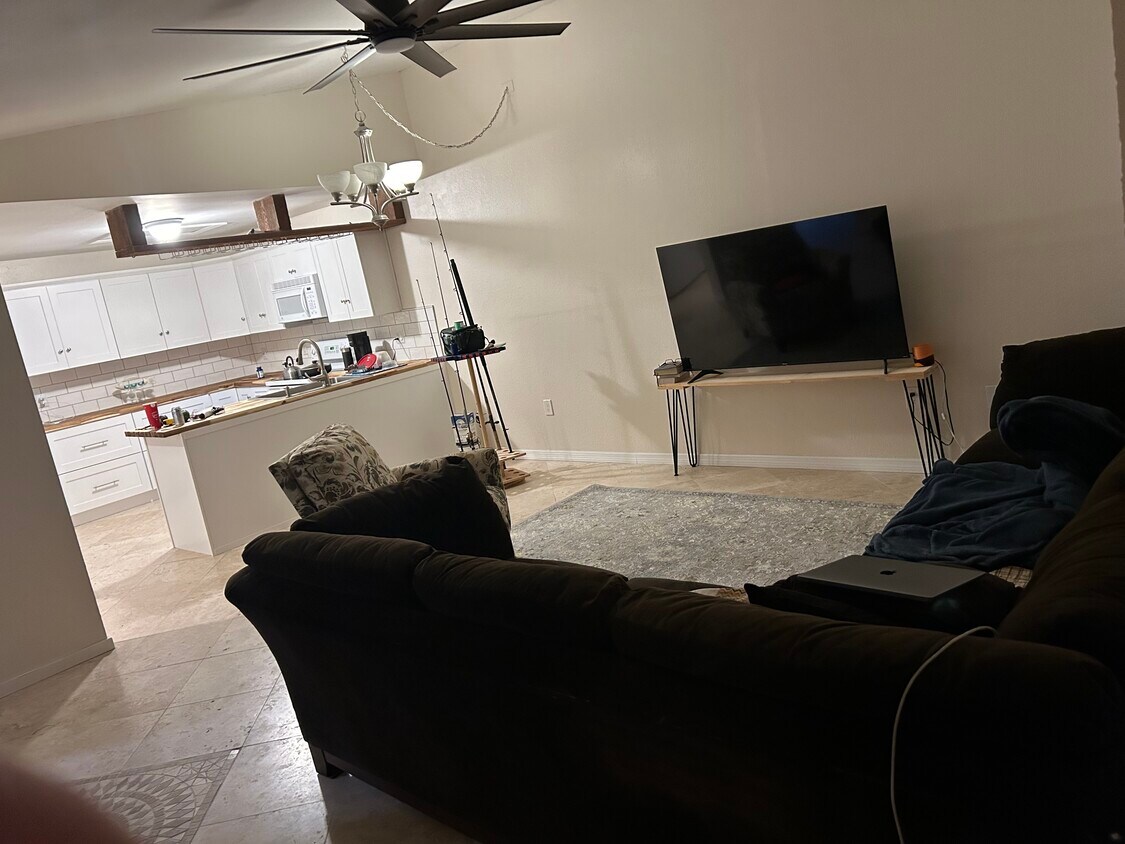 Foto principal - 15514 Crystal Lake Dr