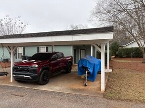 Building Photo - 1086 Cornell Pl