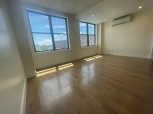 Foto del edificio - 333 Cypress Ave