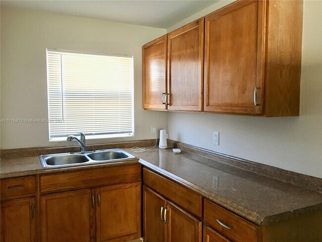 Foto del edificio - 209 SW 14th St