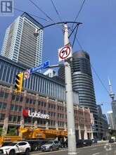 Building Photo - 19-2819 Bathurst St