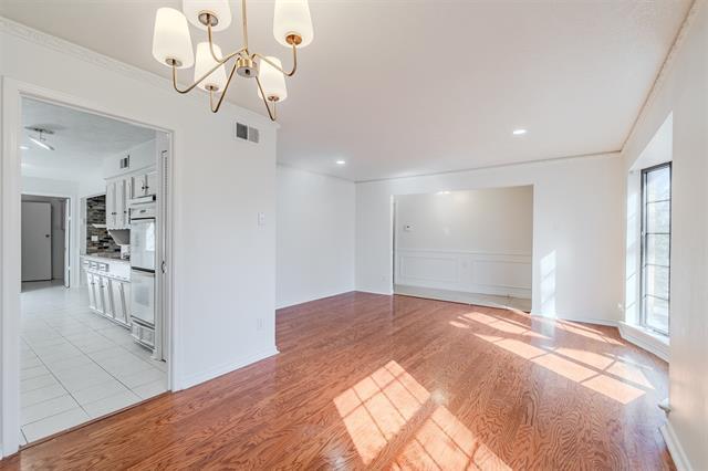 Foto del edificio - 3325 Shady Hollow Ln