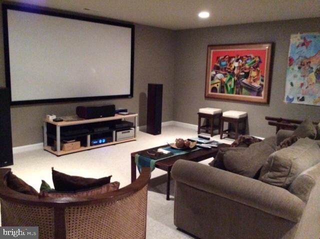 Foto del edificio - 2120 Tysons Executive Ct