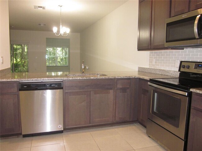 Foto del edificio - 1115 Hillhurst Dr