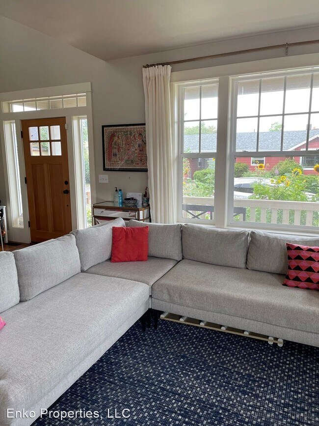 Foto del edificio - 4 br, 2.5 bath House - 1906 N Buffalo St.
