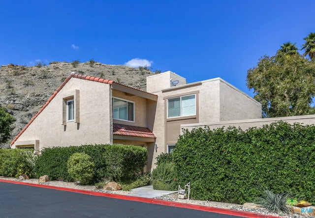Exterior of townhouse - 70100 Mirage Cove Dr
