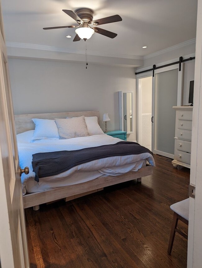 Building Photo - South End 2 BR 2 BA on Dartmouth St for 7/1