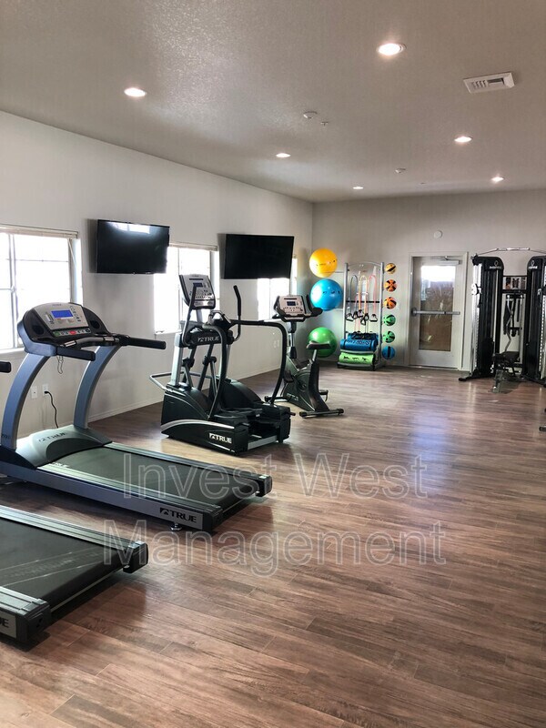 Foto del edificio - 2300 Main St